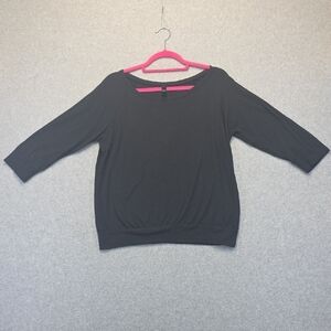 District Made Black Short Sleeve Top Size Large Stretch Knit